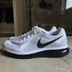 Nike Airmax Size 9 - Like New